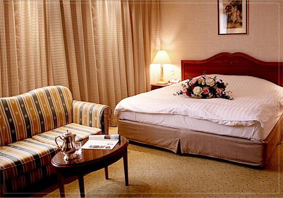 room-card-img-0